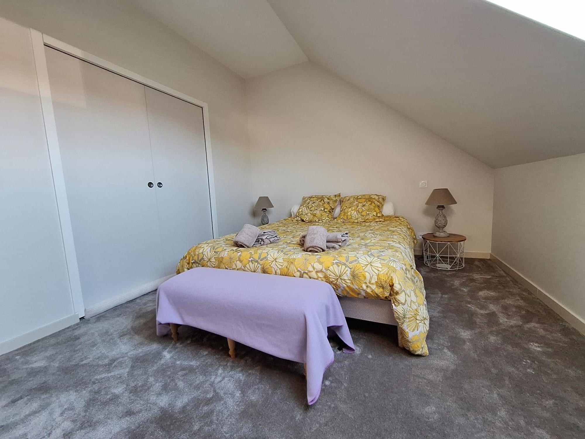 La Chambre Mademoiselle Causeuse Malville Buitenkant foto